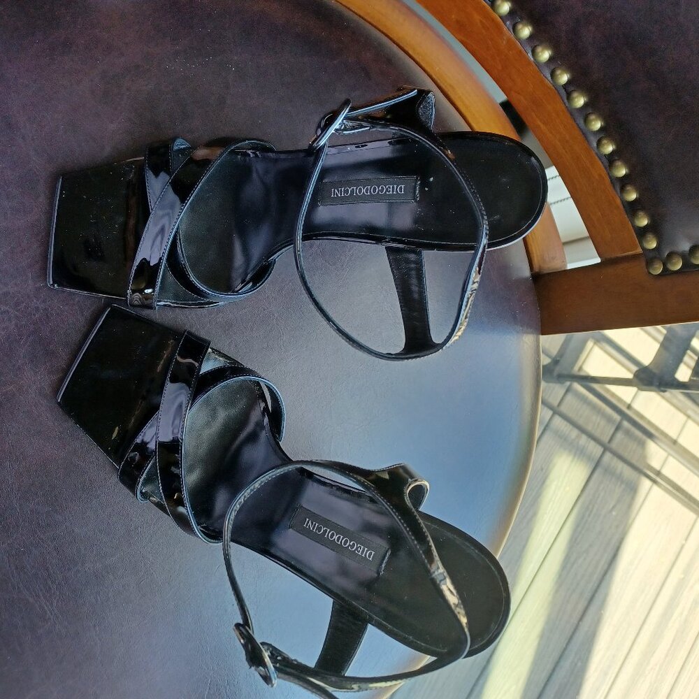 Diego Dolcini Heels - Black Patent  *New